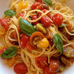 spaghetti with fresh tomatoes